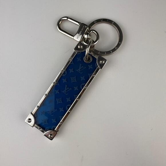 💎✨Authentic Louis Vuitton Porte Cles Malprism Keyring - Picture 2 of 3